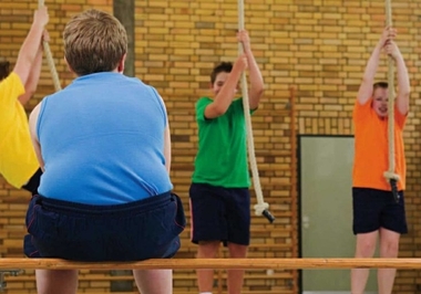 Obesidade e importância da vacinação são temas da Semana Saúde na Escola